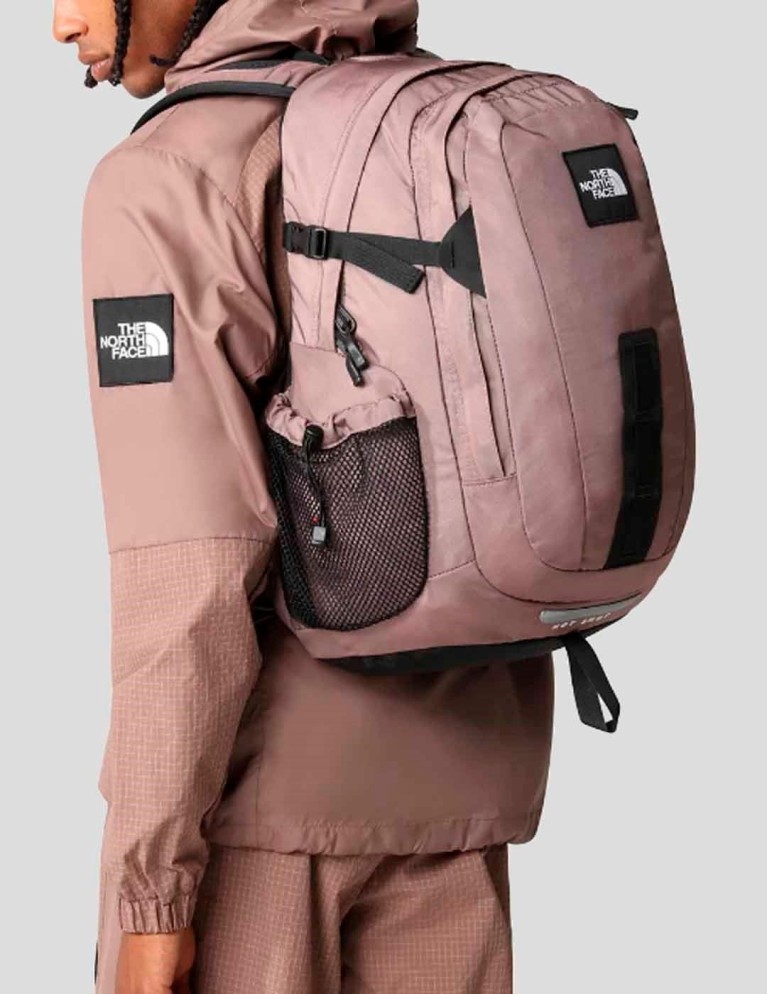 Mochila THE NORTH FACE hot shot  deep taupe/tnf black
