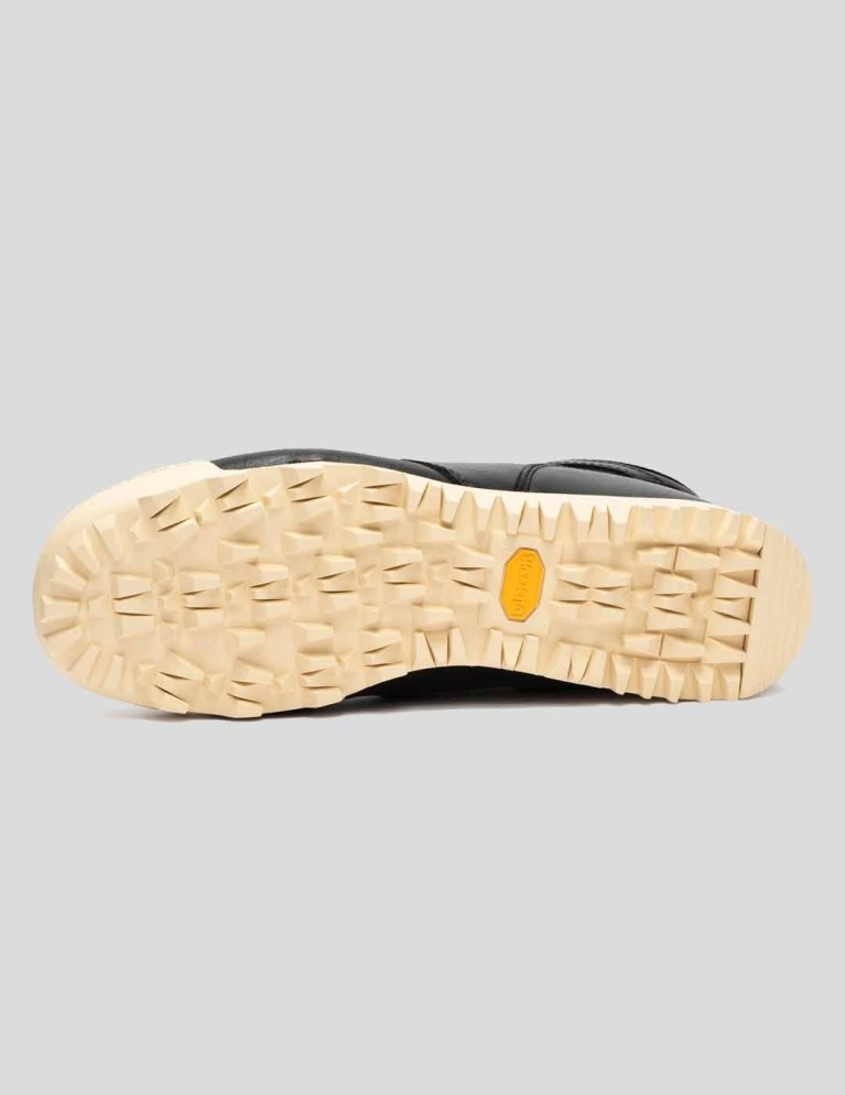 Zapatillas NEW BALANCE rainier black