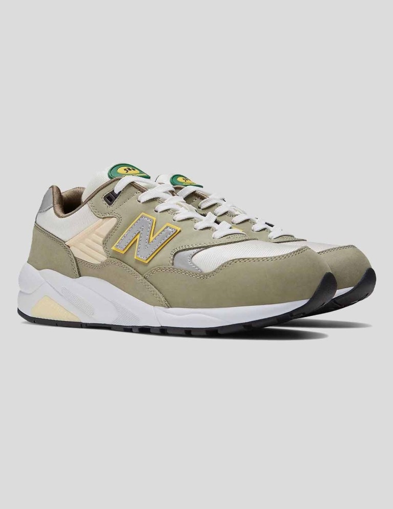 Zapatillas NEW BALANCE 580 olive leaf/raw cashew