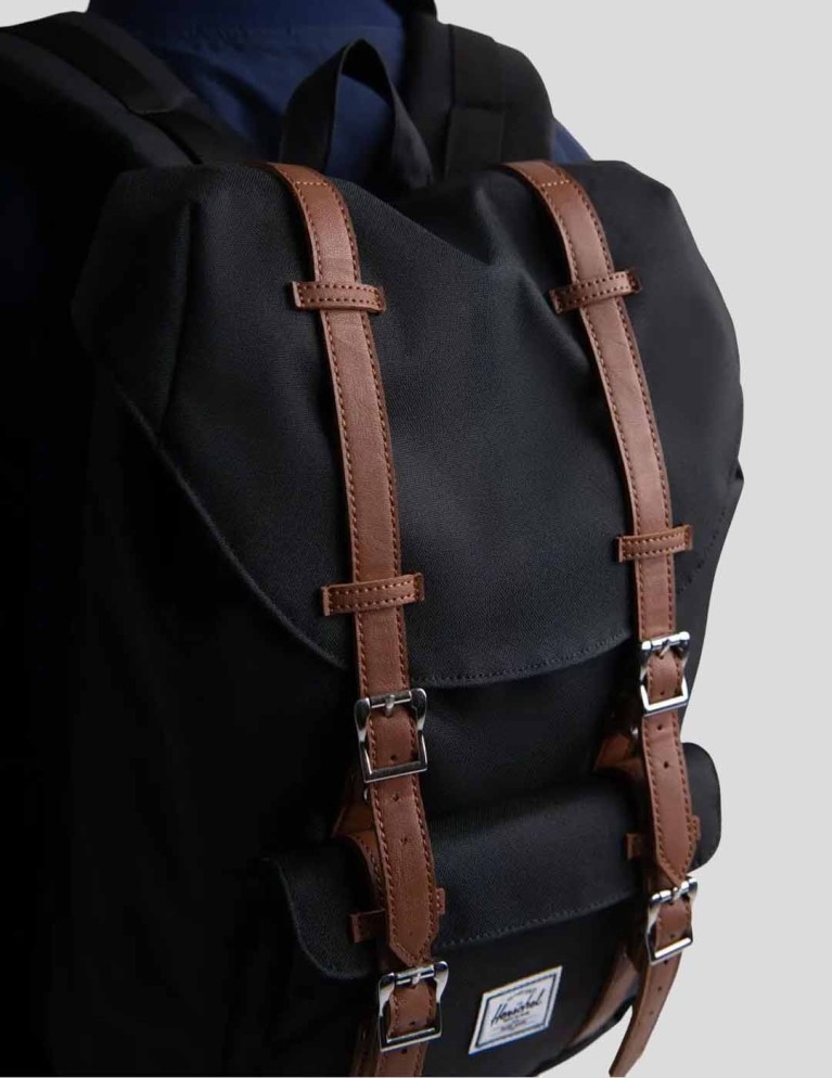 Mochila HERSCHEL little america mid backpack black