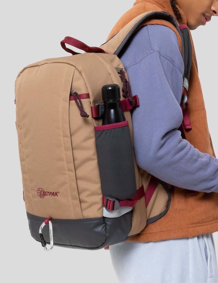 Mochila EASTPAK out safepack brown