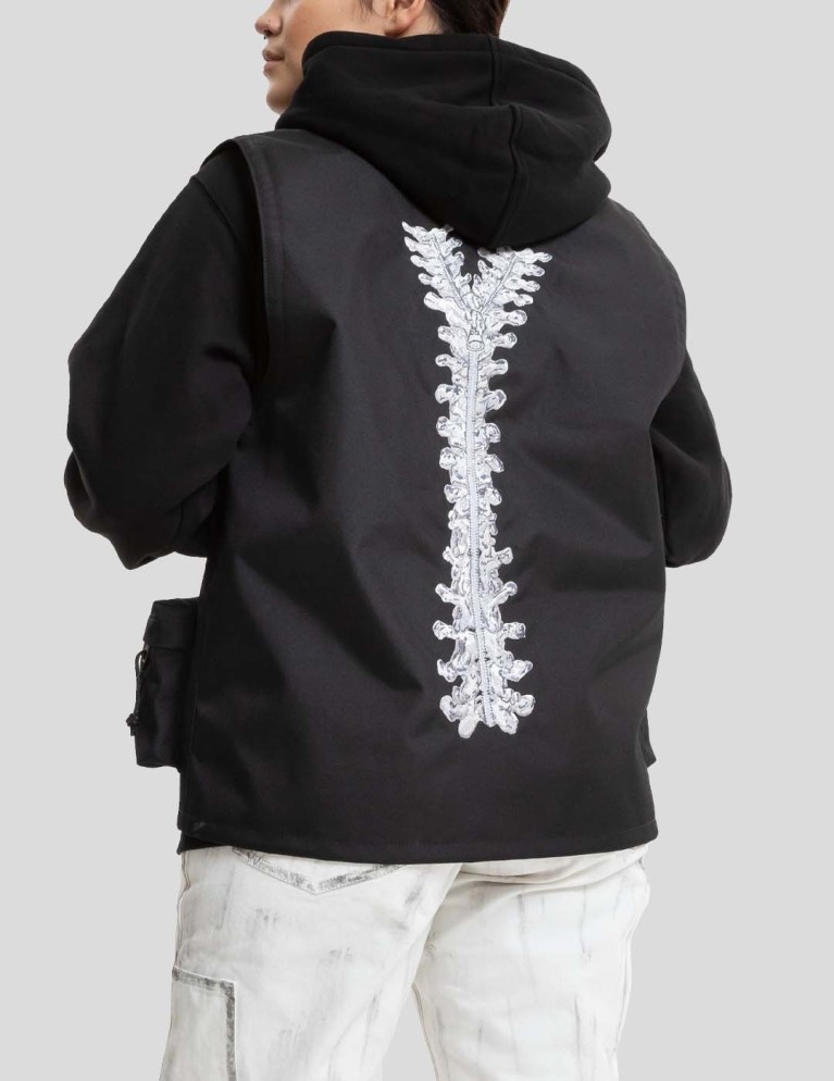 Chaqueta EASTPAK x pleasures vest black