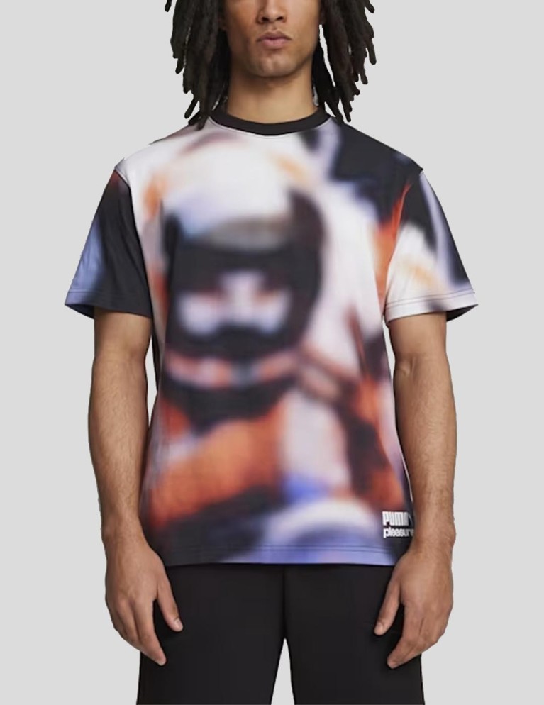 Colaboraciones PUMA x pleasures aop tee multi