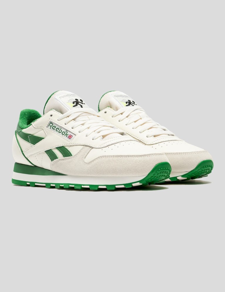 Zapatillas REEBOK  classic leather 1983 vintage chalk/glegrn/cblack44
